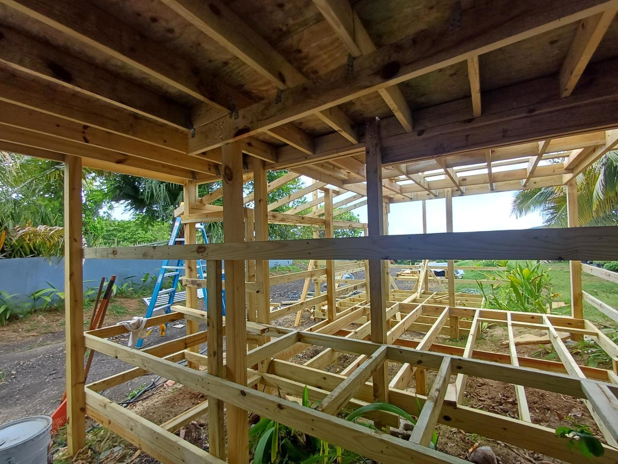 Rooster Run Glamping Camping Has Rooftop And Off The Ground Glamping Experience For 1 To 16 In A Single Tent And Views Of The Rain Forrest And To Culebra Across The Atlantic Ocean W Tents, Linens, Deluxe Air Beds, Warm Shower And More At A Great Pric Векес Екстериор снимка